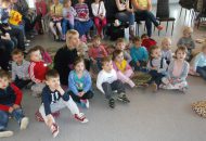 Wyprawa Poszukiwaczy Skarbu oraz Rybek do Ośrodka Kultury w Luboniu na przedstawienie „Świstaka podróże małe i duże” – 11.05.2015