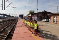 Delfinki i Piraci na stacji PKP