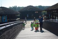 Podróżnicy w ZOO
