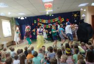 Dzień Dziecka – przedstawienie rodziców