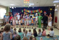 Dzień Dziecka – przedstawienie rodziców