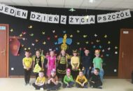 Przedstawienie „Jeden dzień z życia pszczół”