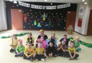 Przedstawienie „Jeden dzień z życia pszczół”
