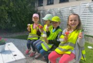 Wyjście przedszkolaków na lody naturalne