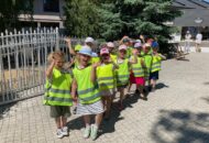 Wyjście przedszkolaków na lody naturalne