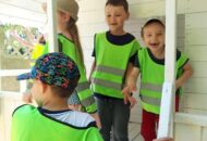 Przedszkolaki na lodach naturalnych