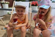 Przedszkolaki na lodach naturalnych