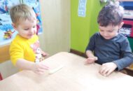 Zabawy masą solną w grupie Rybek
