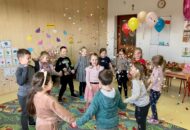 Urodziny Laury z Odkrywców