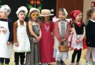 Przedstawienie Muszelek i Piratów o poznańskich koziołkach