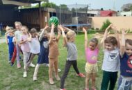 Sportowe gry i zabawy Muszelek z gośćmi z Borówca