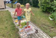 Zabawy wodne i letnia ścieżka sensoryczna
