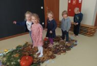 Jesienna ścieżka sensoryczna
