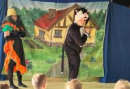Przedstawienie teatru Krak-Art pt. „Pchła Krętaczka”