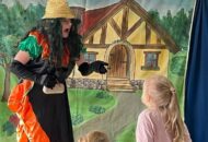 Przedstawienie teatru Krak-Art pt. „Pchła Krętaczka”