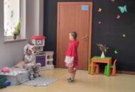 Dzień Teatru – przedstawienie Odkrywców pt. „Czerwony Kapturek”