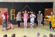 Przedstawienie w wykonaniu nauczycieli pt. „Kwoka”