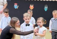 Pasowanie na przedszkolaka – dzieci z grupy Łowcy przygód