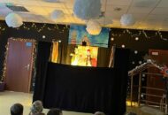 Przedstawienie Teatru Wszędobylskiego „Papuga króla”