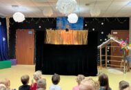 Przedstawienie Teatru Wszędobylskiego „Papuga króla”