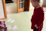 Ozdabianie choinki i Mikołajki u Odkrywców