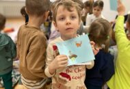 Przedszkolaki w Bibliotece Miejskiej w Luboniu